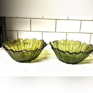Vintage Indiana Glass Company Avacado Green Sunflower Bowls Set of 2